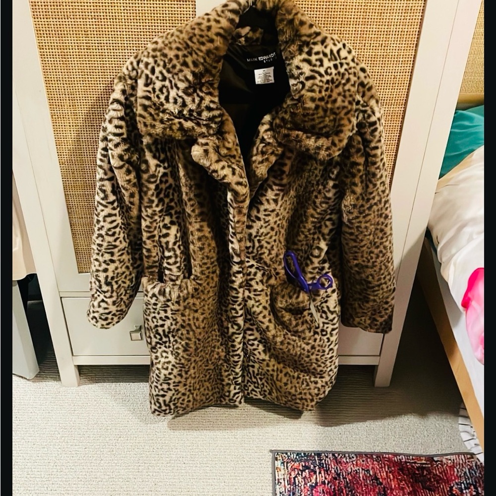 Chic Leopard Print Teddy Jacket - image 5